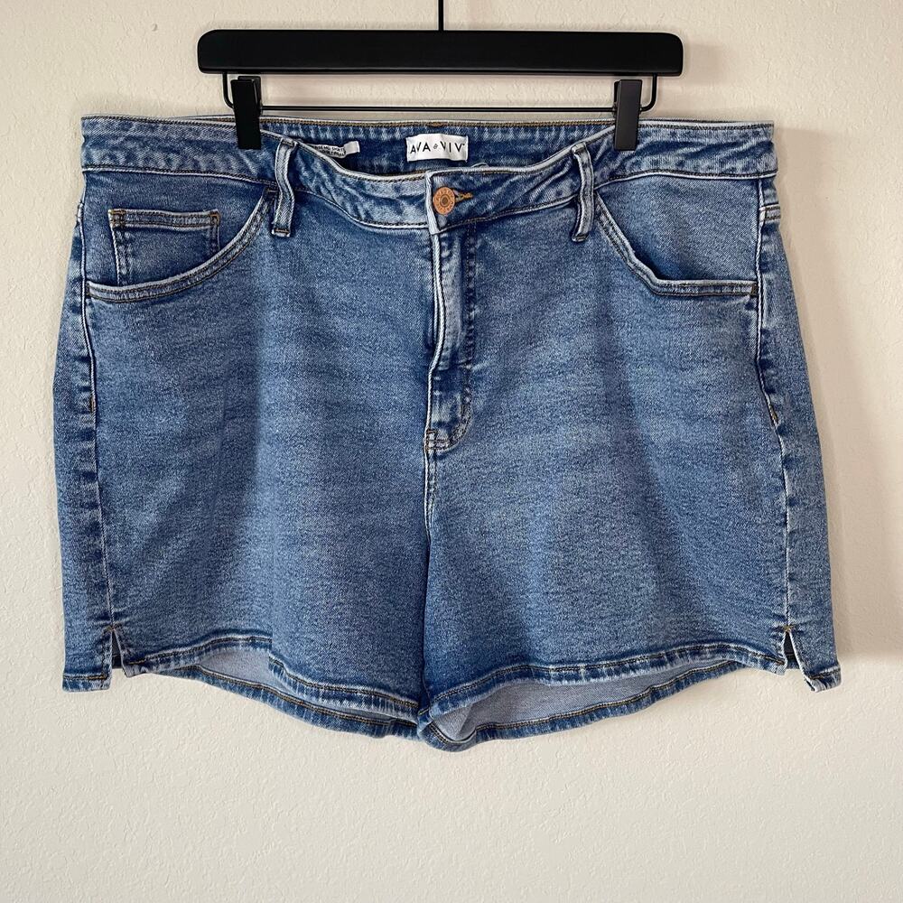 Ava & Viv High Rise Midi Shorts Women’s Denim Shorts - Size 22